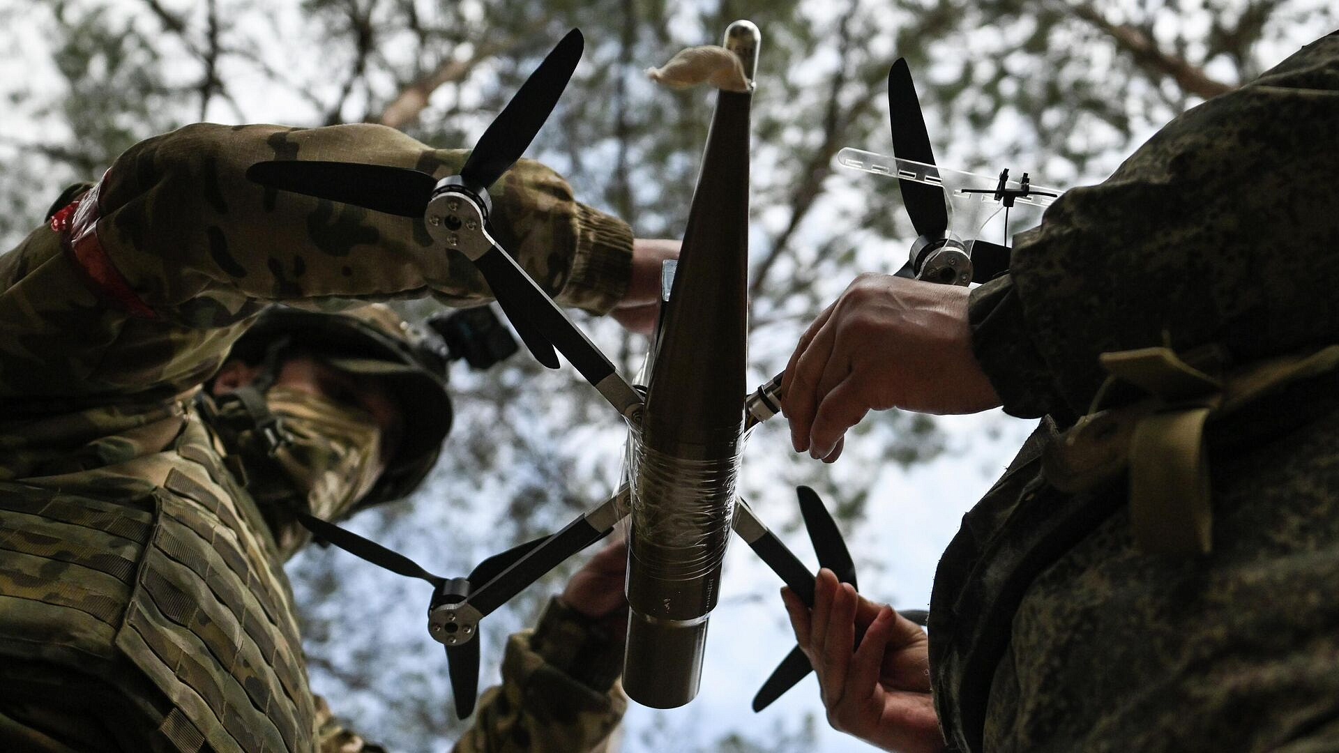 Бойцы "Севера" рассказали, как изучают и улучшают трофейные дроны ВСУ