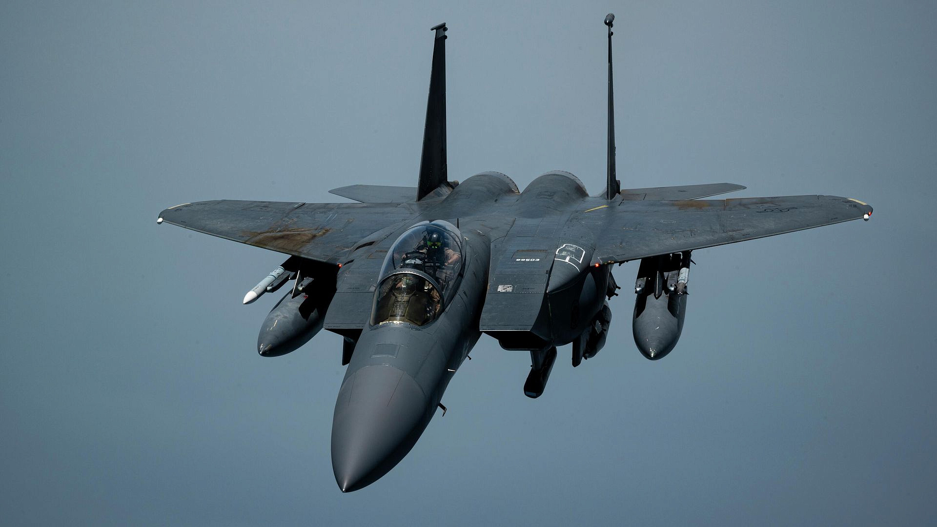 Польша не намерена приобретать американские истребители F-15