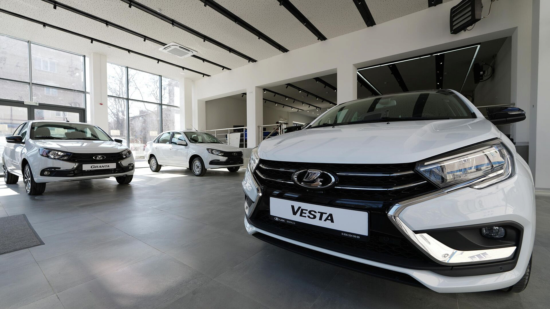 "АвтоВАЗ" хочет ввести подписку на Lada Vesta