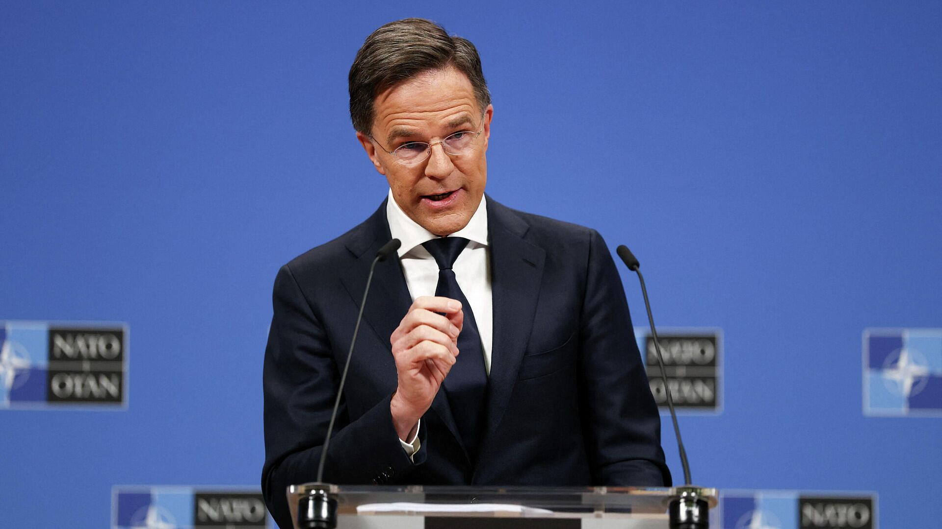 Рютте заявил, что не может рассказать подробности "Арктического часового"