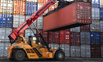 Сразу три страны ЕС нарастили товарные поставки в Россию