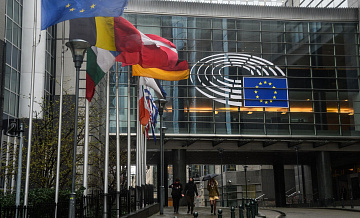 В Европарламенте поддержали полный запрет на импорт газа и нефти из России