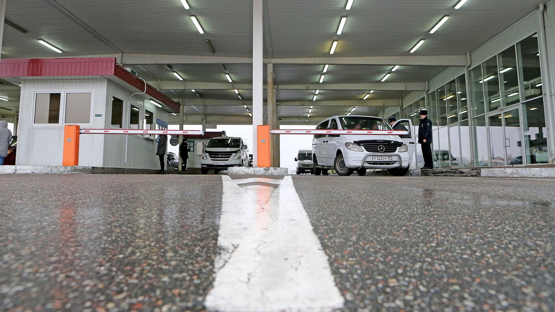 Польская таможня замедлила оформление машин на границе с Калининградом