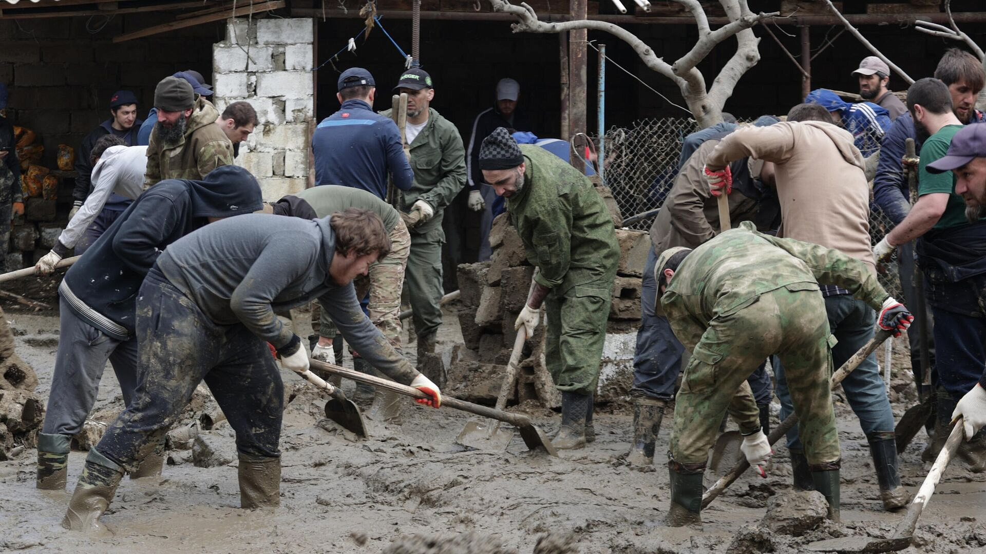 "Единая Россия" поможет в ликвидации последствий наводнений в Дагестане