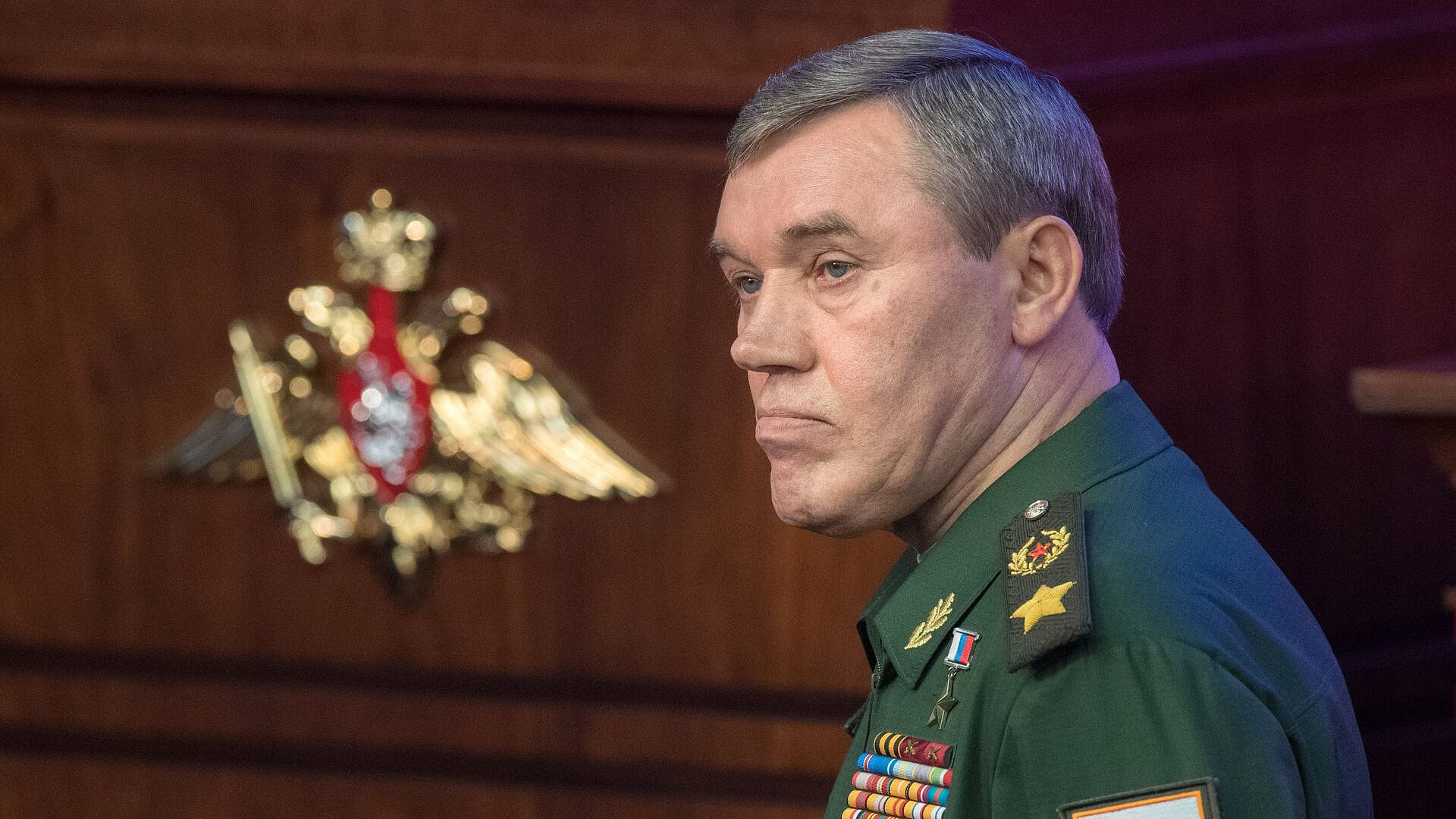 Герасимов рассказал об успехах группировок войск "Север" и "Восток"