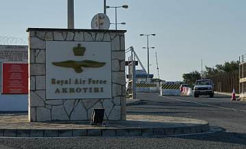 У британской базы ВВС на Кипре перехватили два дрона