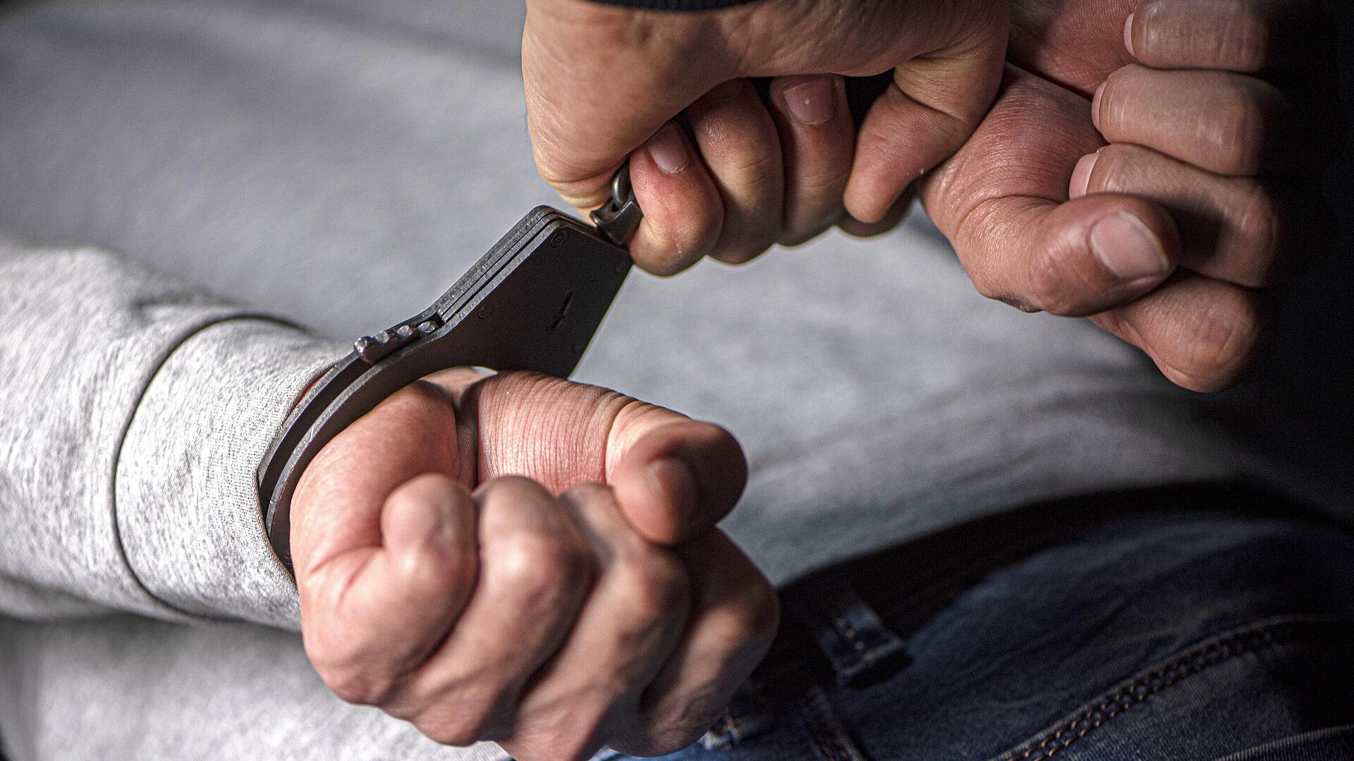 В Москве задержали мужчину, угрожавшего пенсионерке убийством