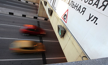 В Москве промыли Лефортовский тоннель