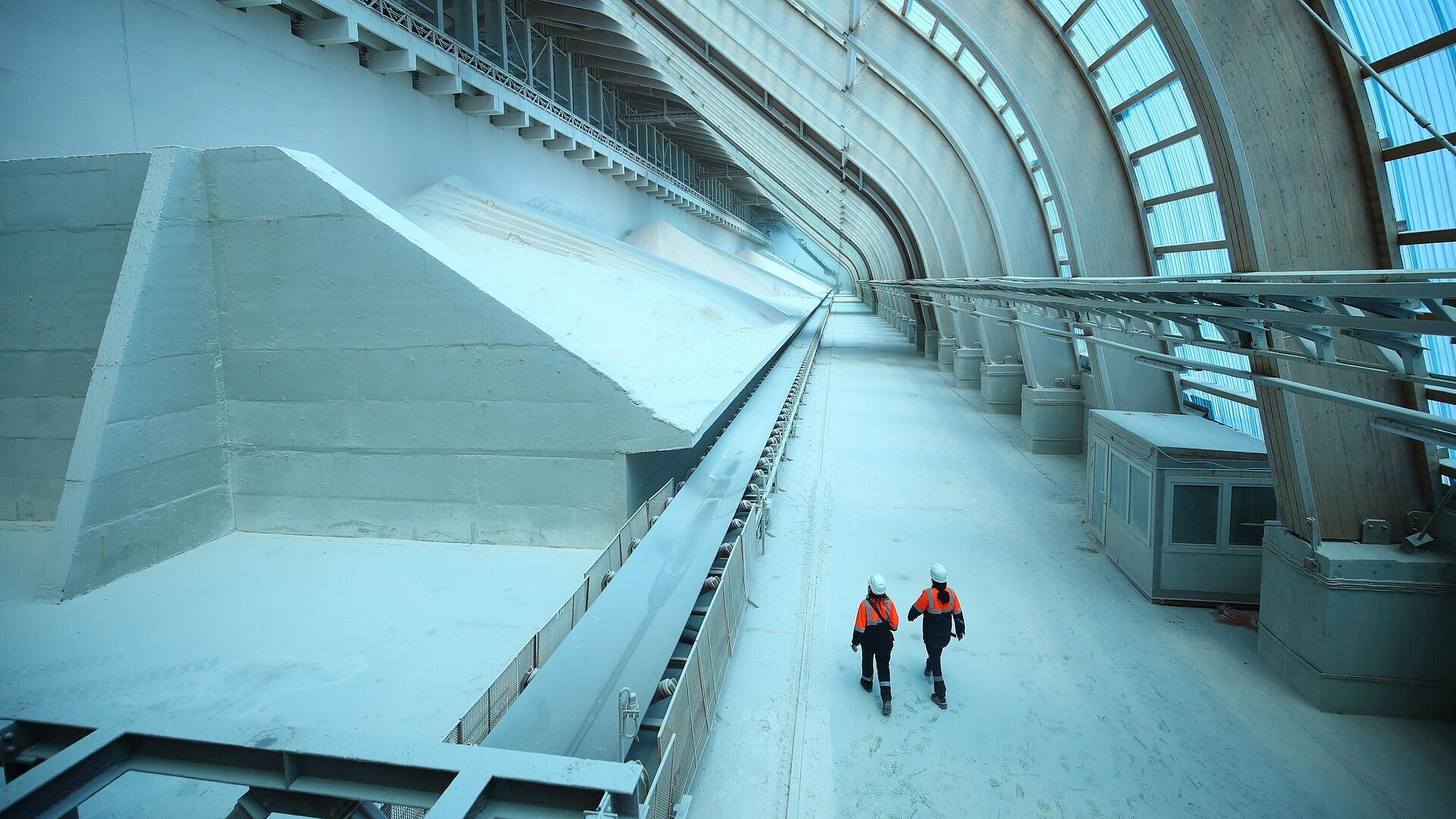 ""    Tecnimont   32  