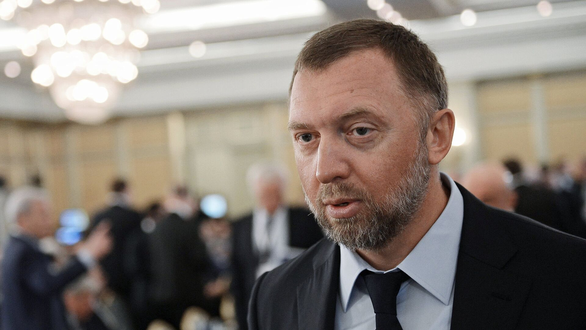 Дерипаска призвал россиян перейти на шестидневку