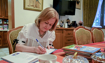 Дарья Донцова призналась, что пишет по книге в месяц