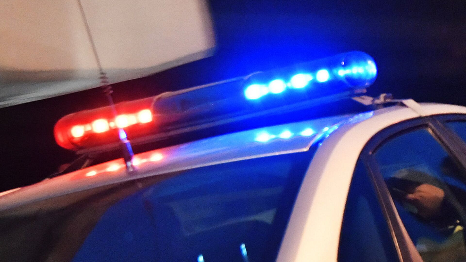 На Рижской эстакаде в Москве столкнулись три машины