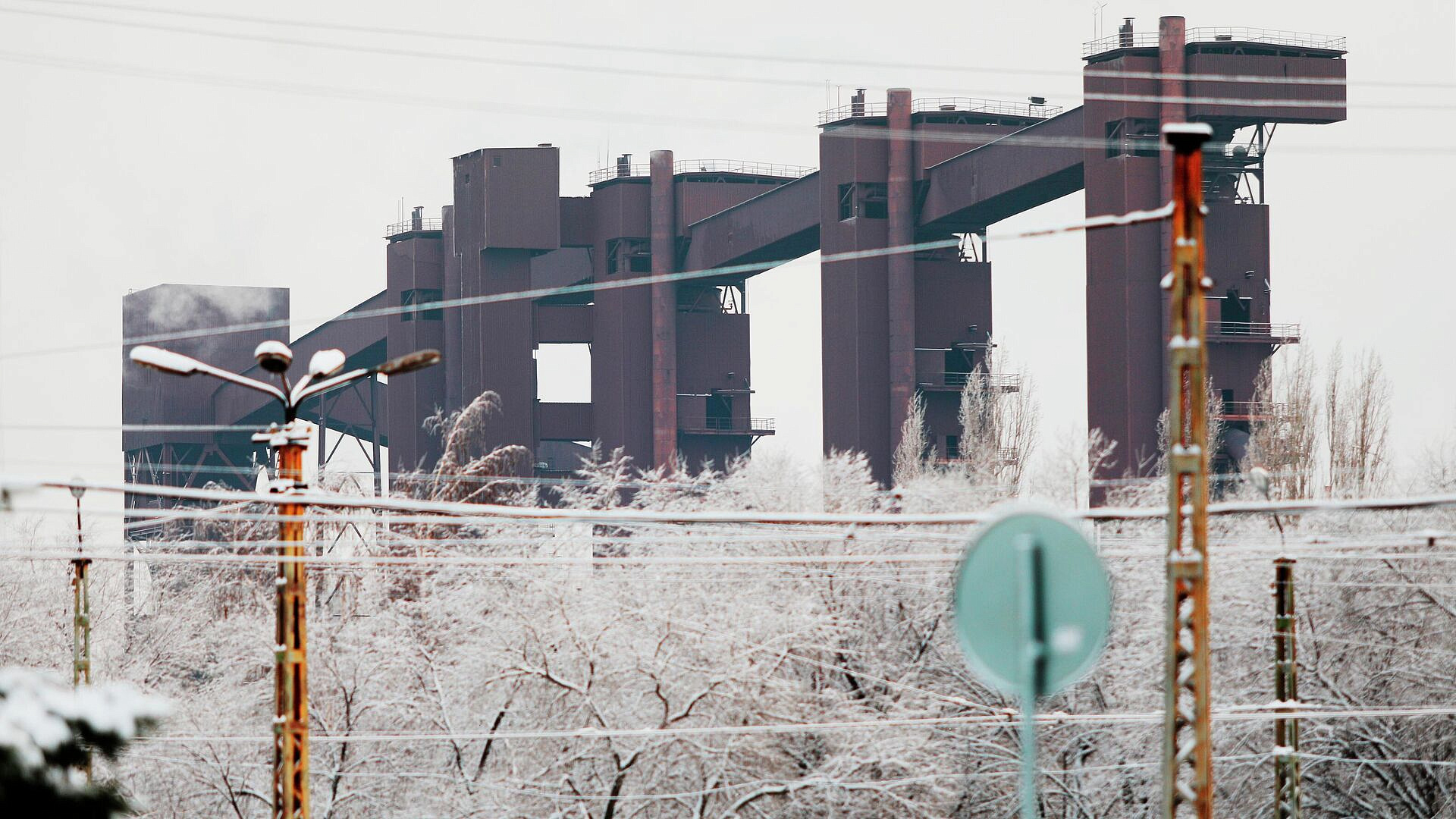 В Белгороде пункты обогрева и детсады перешли на круглосуточную работу 