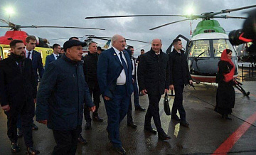 Лукашенко показали новейшие вертолеты казанского завода