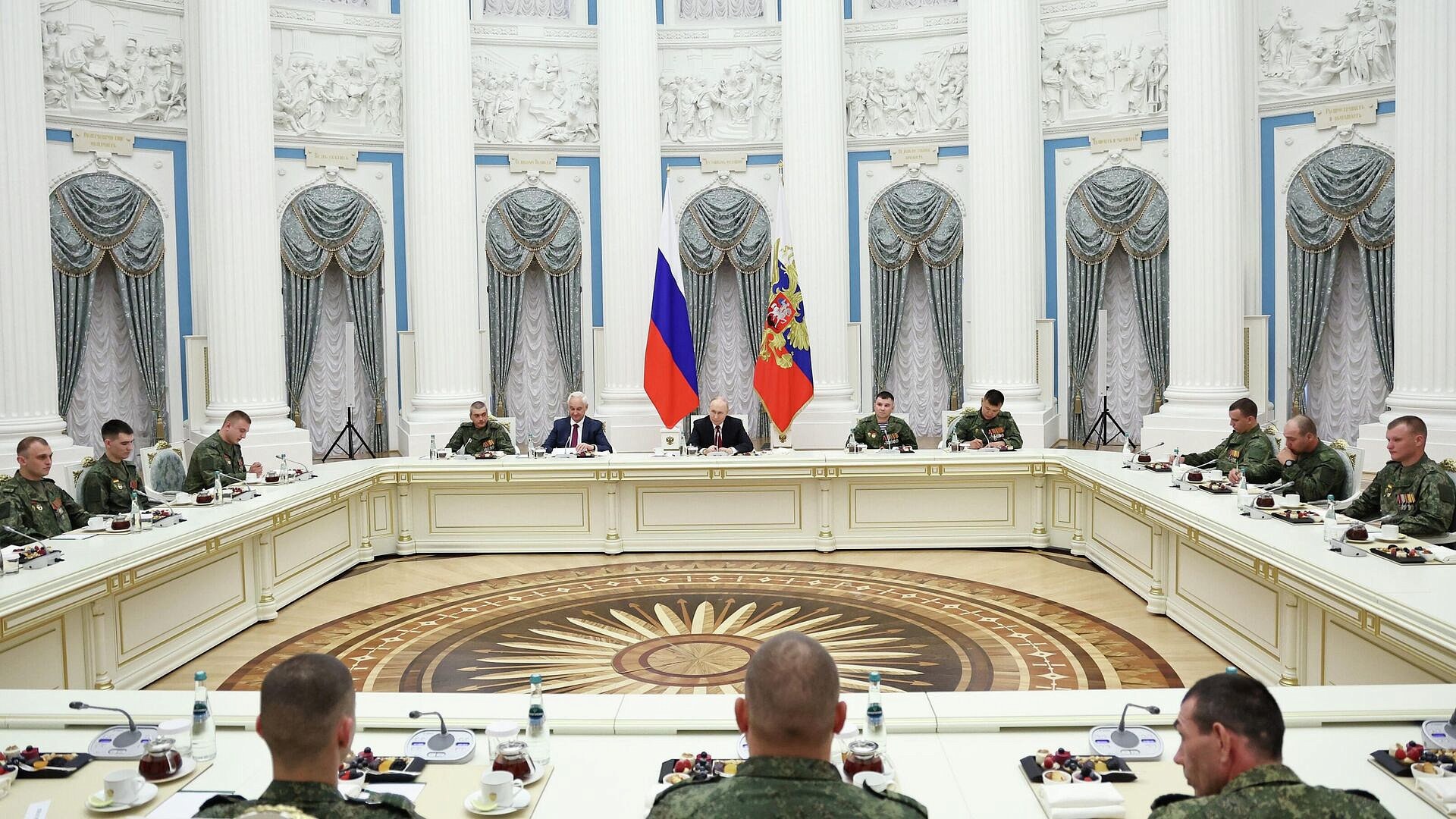 Путин поддержал идею привлекать штурмовиков для внедрения новых технологий