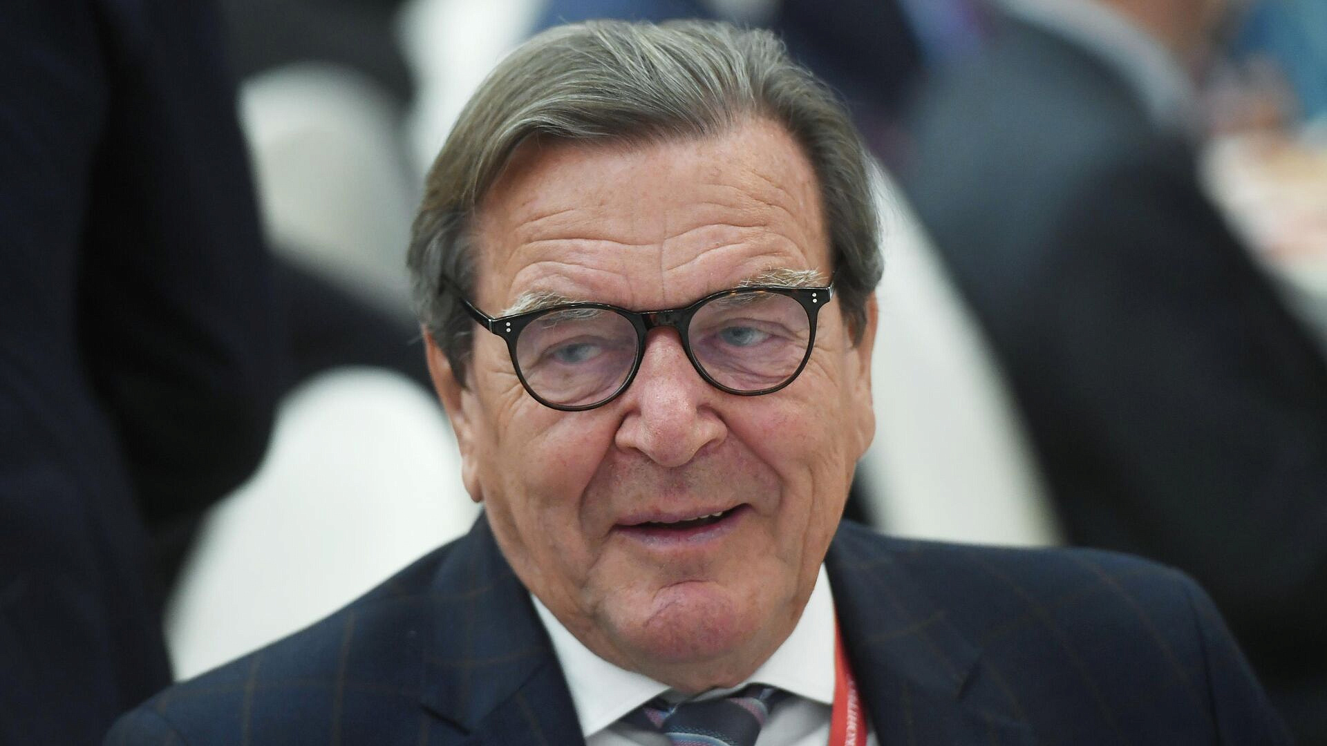 Шредер заявил, что не имеет влияния на внешнюю политику США