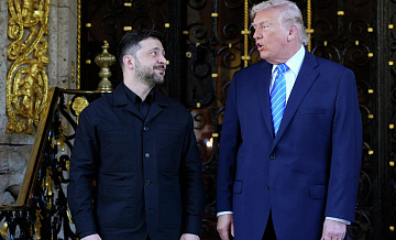 Улыбка Зеленского исчезла после вопроса о встрече Трампа с Путиным