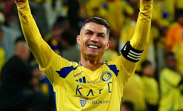 Гол Роналду не спас "Аль-Наср" от поражения в матче с "Аль-Хилялем"