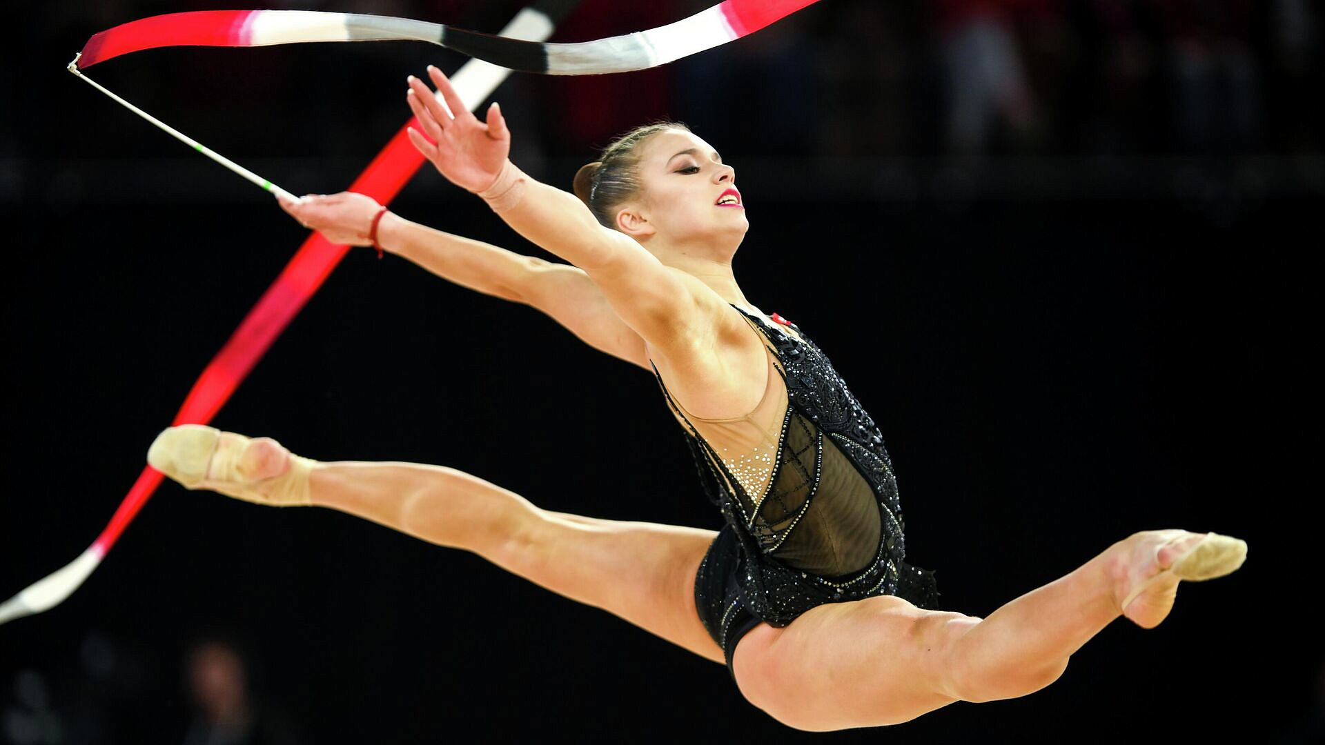 World Gymnastics изменила правила поведения на церемониях награждения