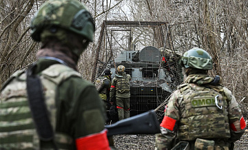 Российским военнослужащим впервые вручили знаки "За штурм"