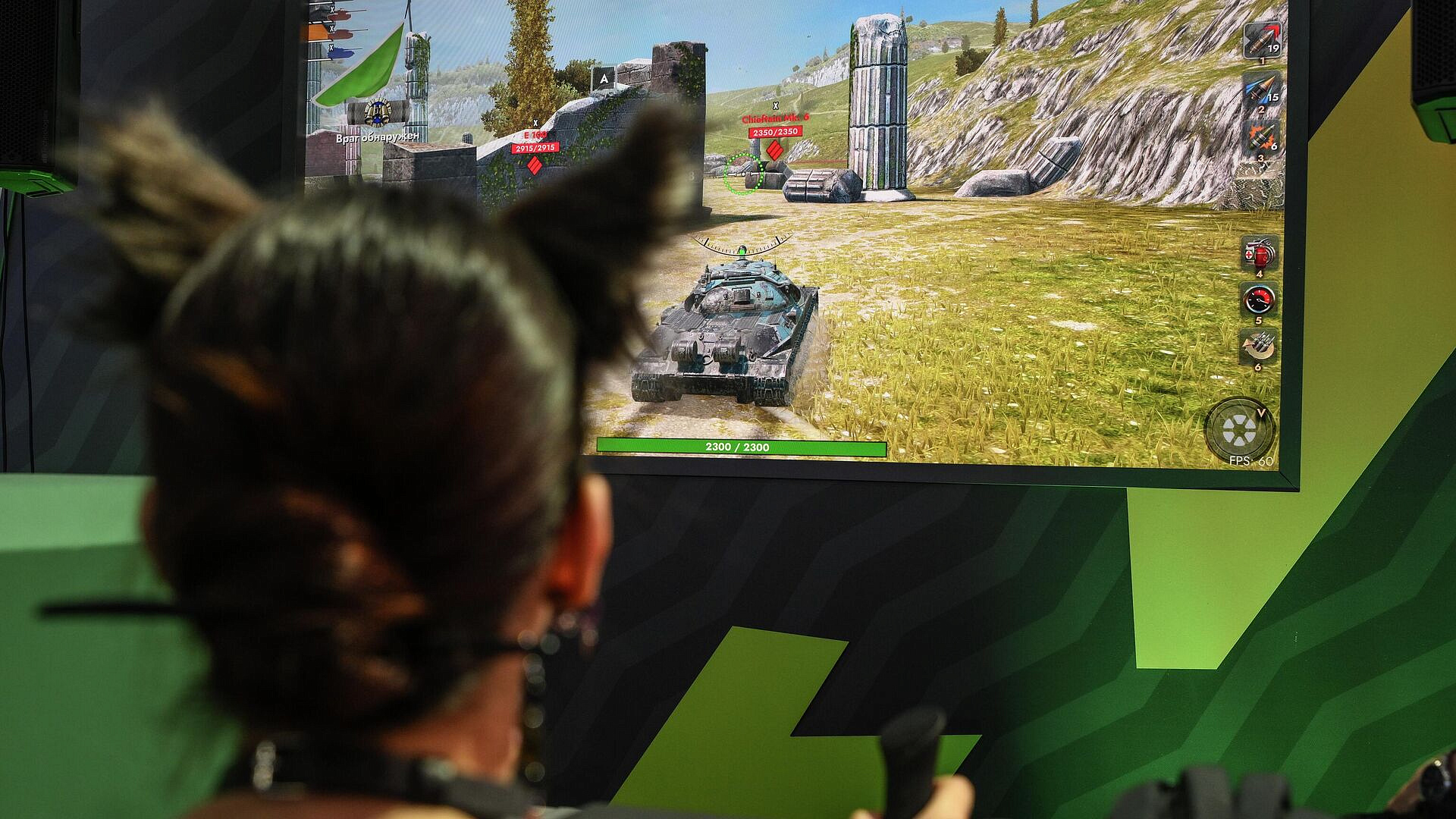 Блогеры и учителя истории сразились в кибертурнире в Москве