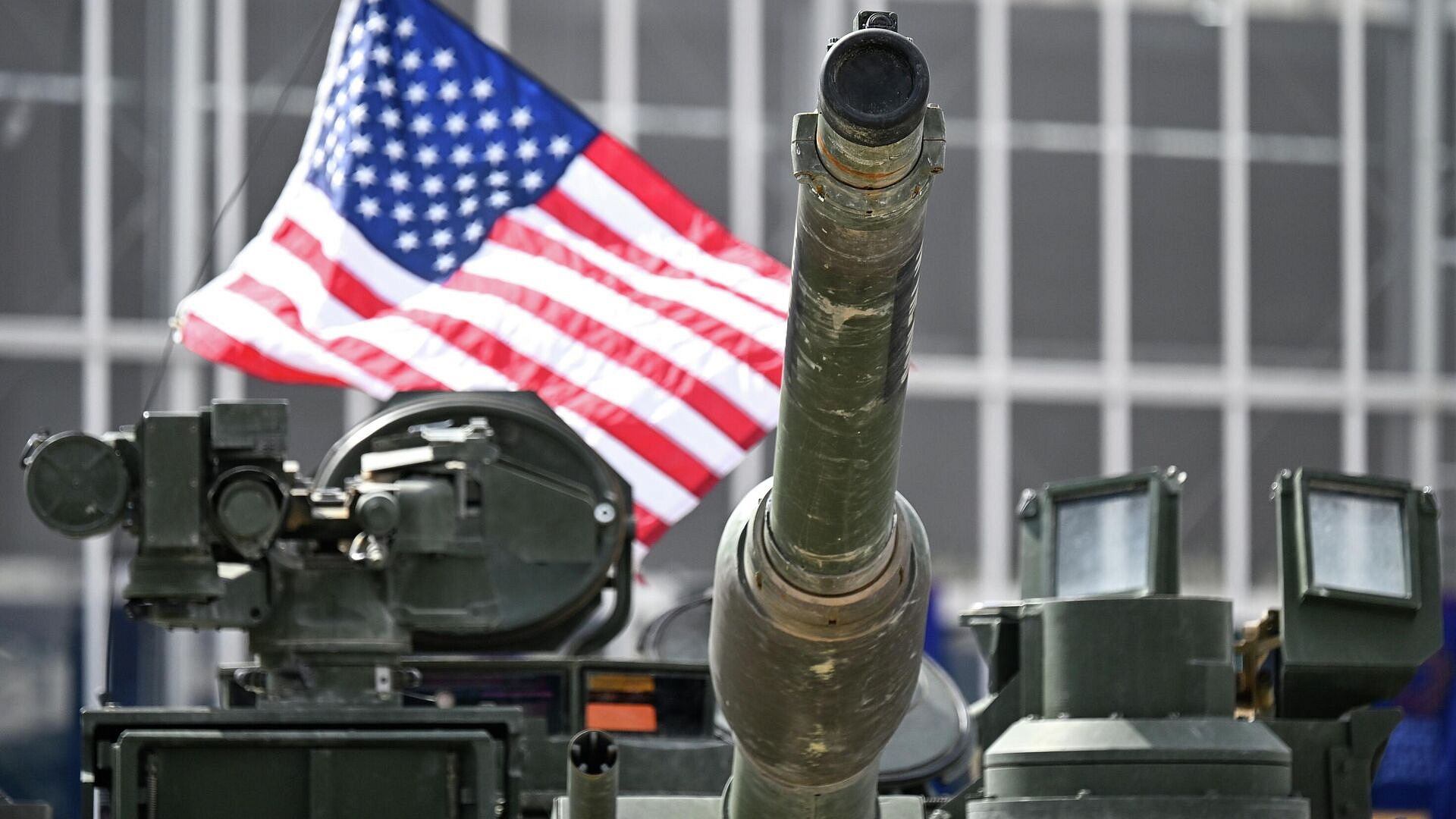 Рубио и Хегсет "враждуют" по вопросу отправки сил США в Иран, пишут СМИ