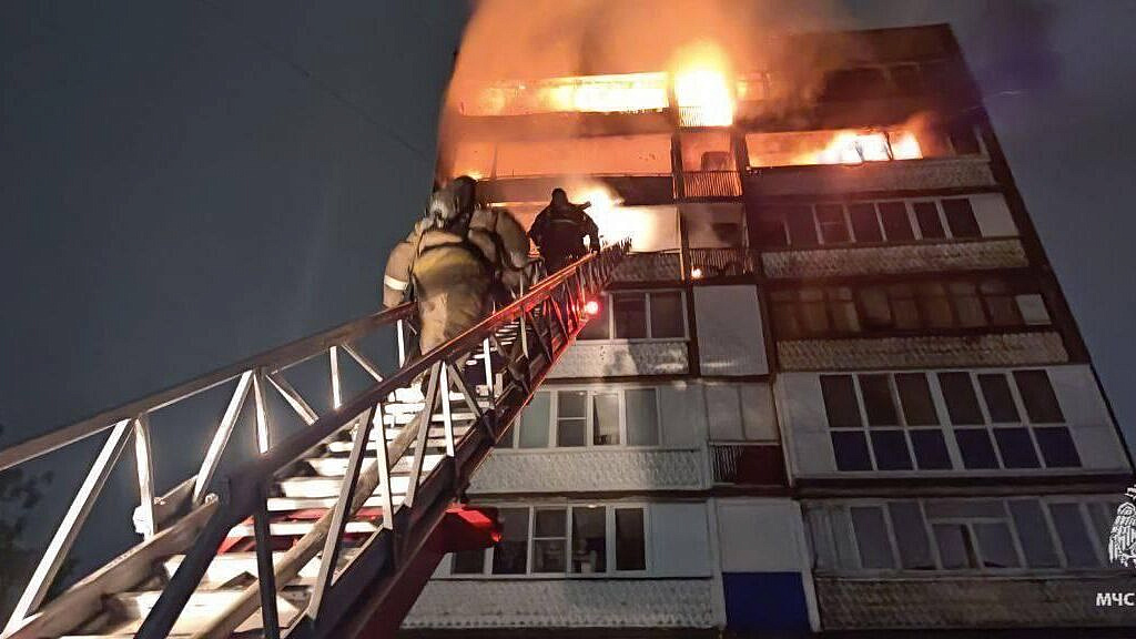 � ���� ������������ ����� � ����� ����