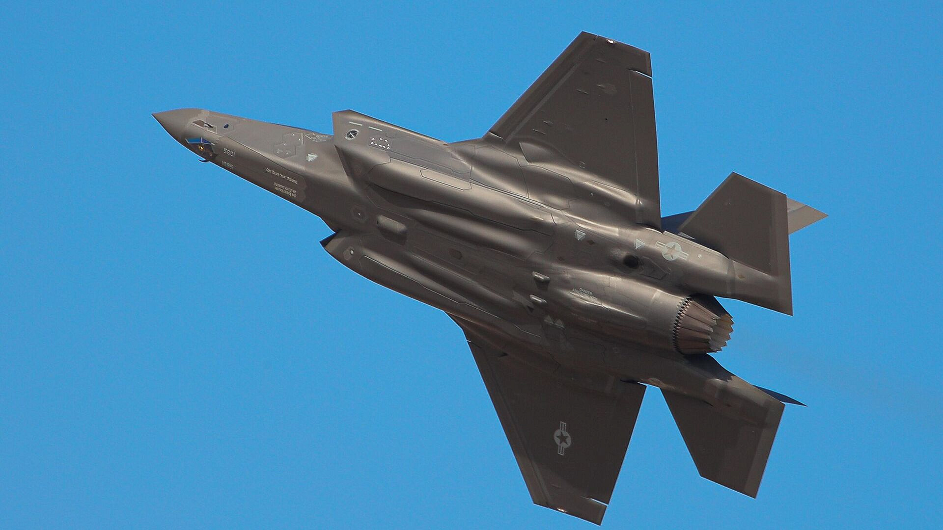 В Швейцарии запустили петицию против закупки F-35 у США
