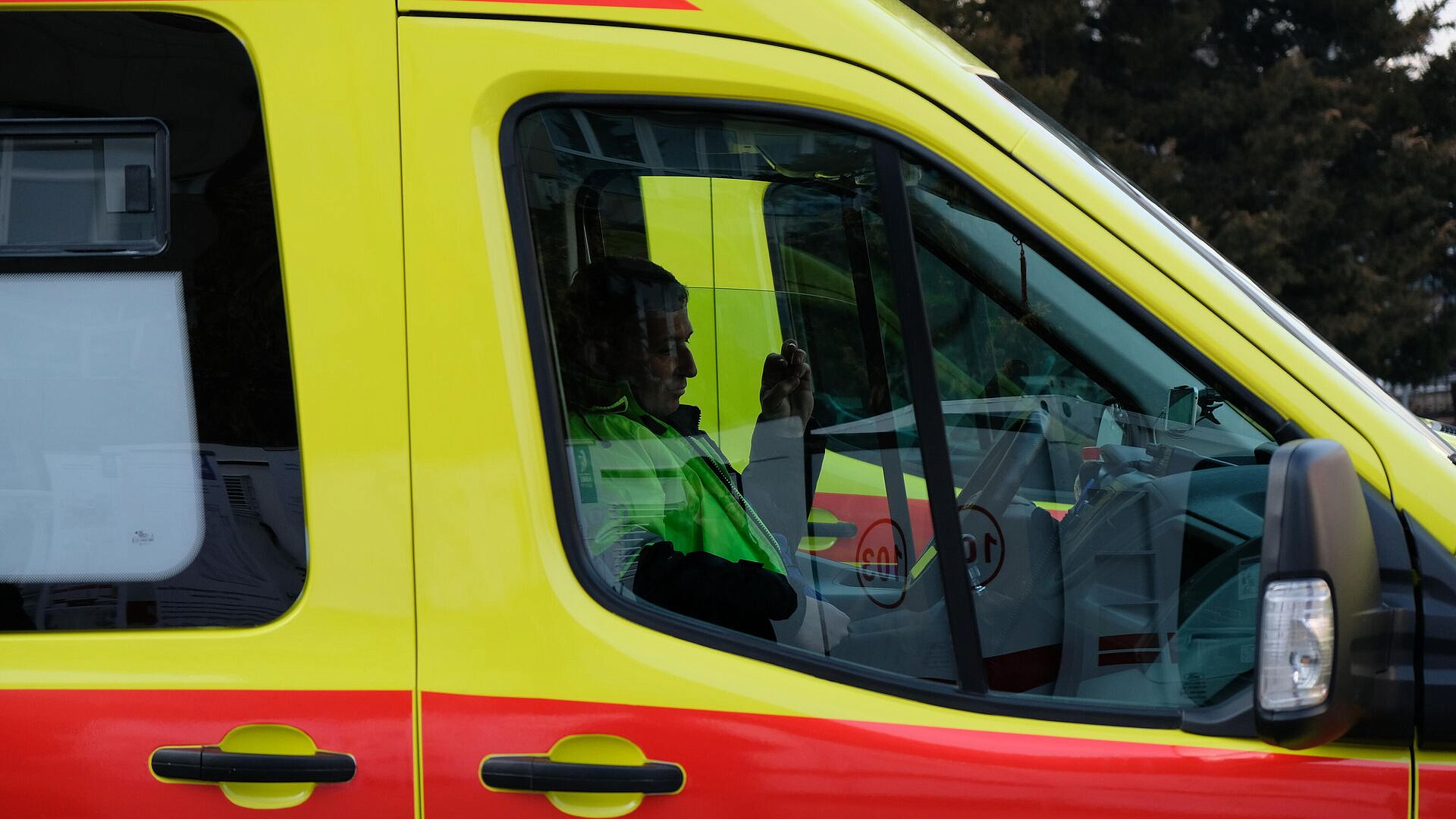 � ����-��� ����� 50 ������� ���������� ����� � ������