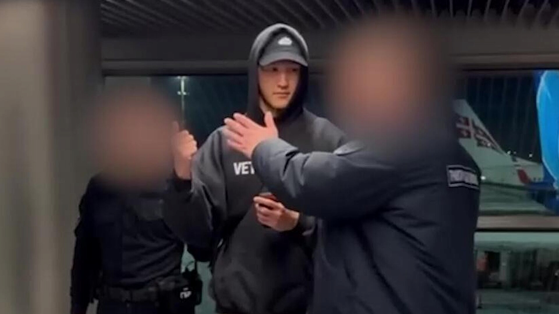 Подписчики Сабурова спрашивают его, что будет дальше