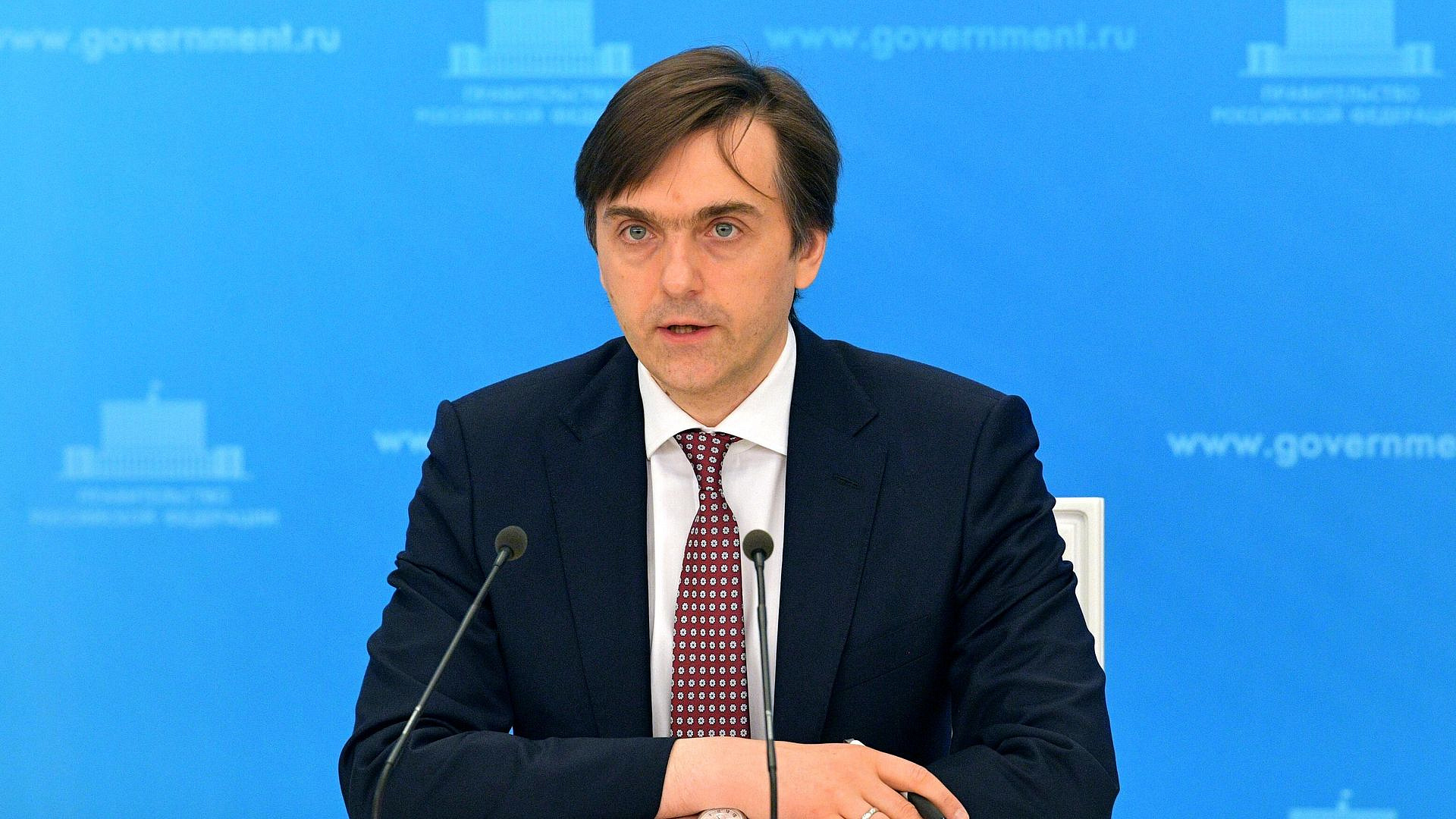 Указ об особом статусе учителя расширяет меры поддержки, заявил Кравцов