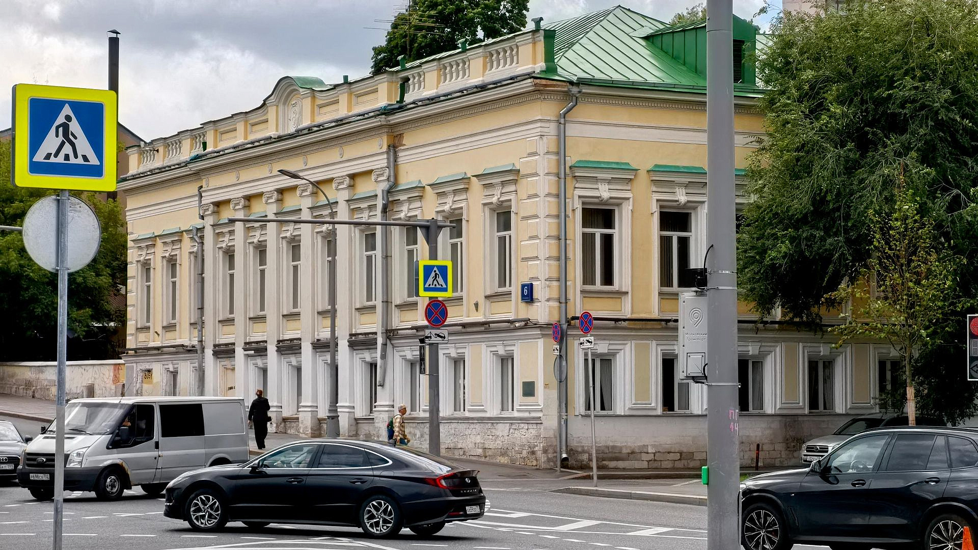 Коммерческое помещение выставили на торги на Яузской улице в Москве