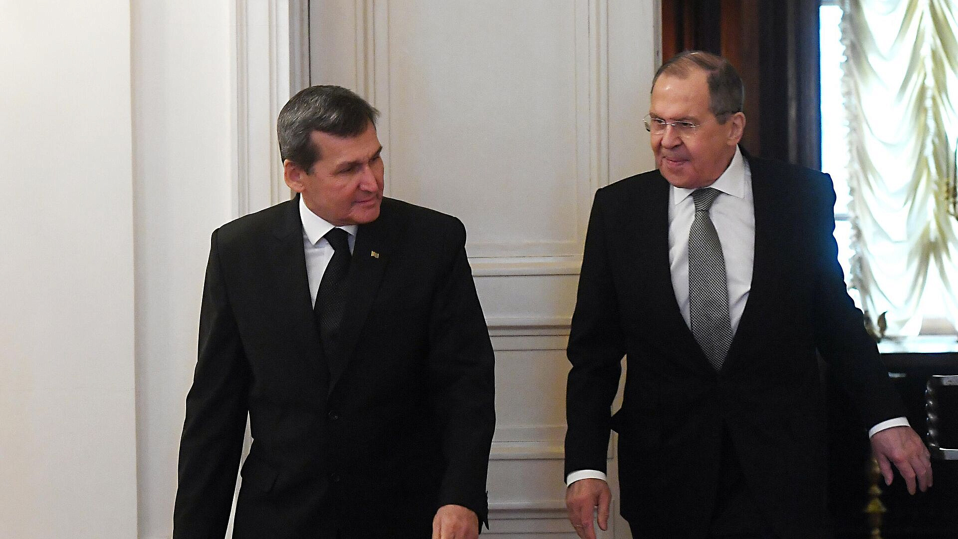 Лавров и глава МИД Туркменистана обсудили сотрудничество стран