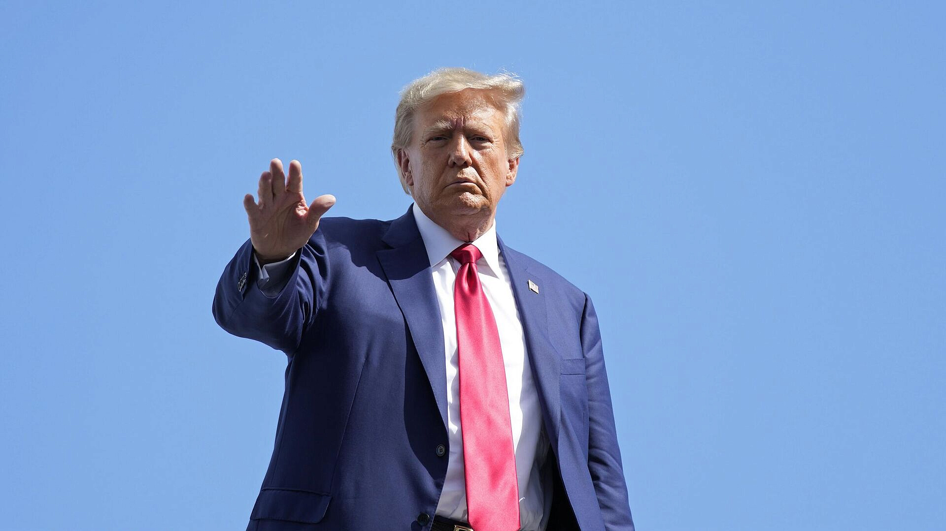 Трамп прибыл в суд в Нью-Йорке