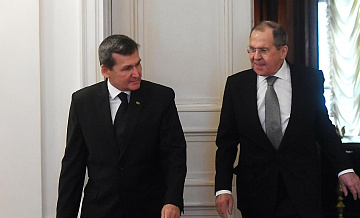 Лавров и глава МИД Туркменистана обсудили сотрудничество стран