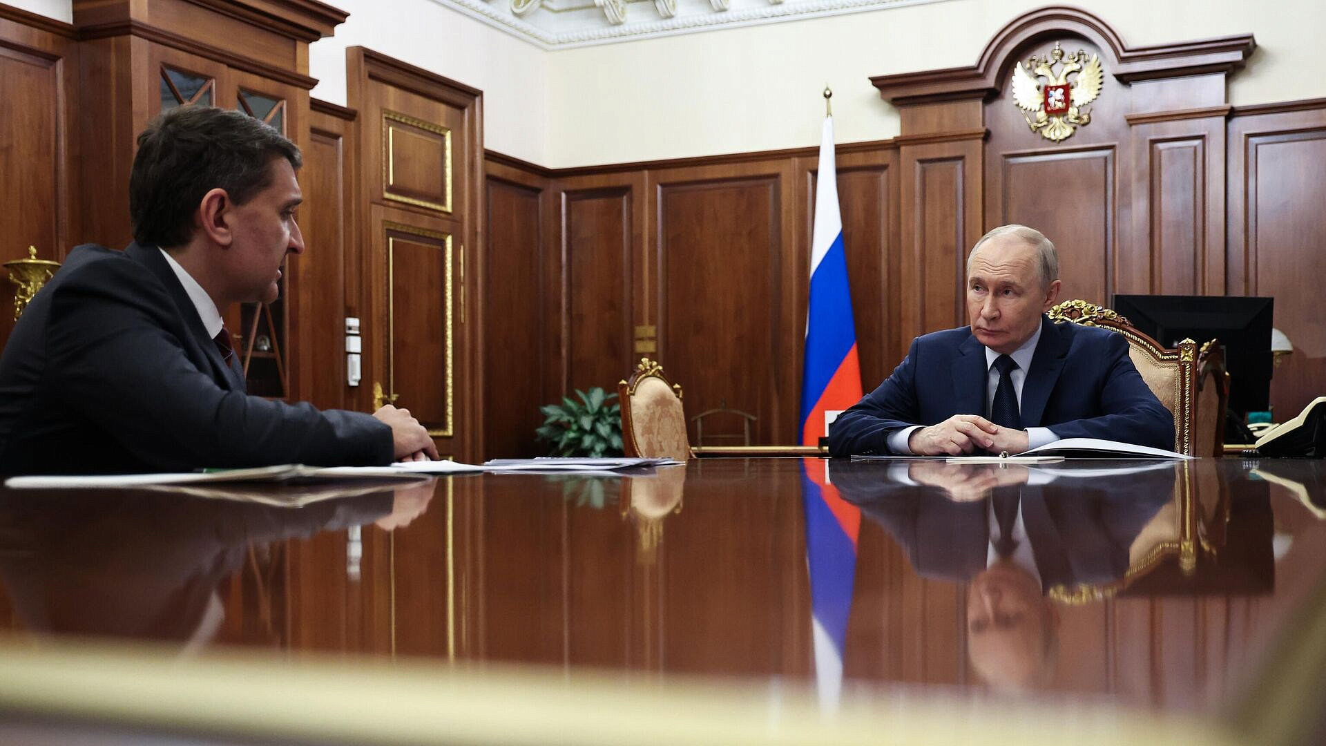 Путин встретился с гендиректором "Россетей" 