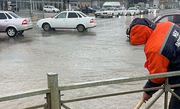 В Махачкале устранили подтопления в двенадцати школах и восьми детсадах