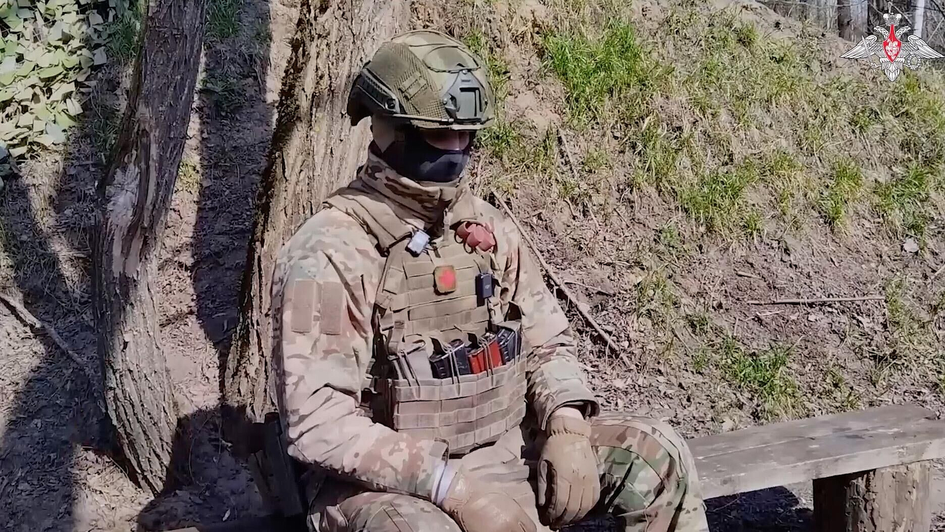 Военный медик рассказал, как спас бойца при эвакуации