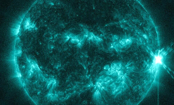 На Солнце произошли несколько мощных вспышек