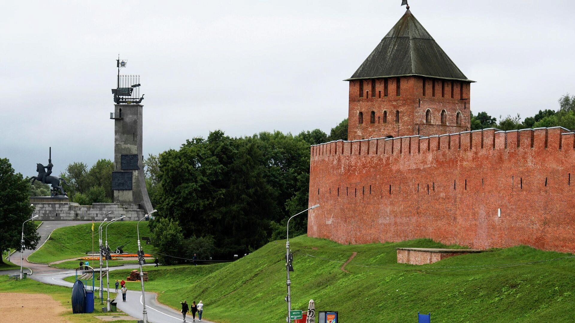 Новгородские власти ожидают рост туризма на 15 процентов в 2025 году 