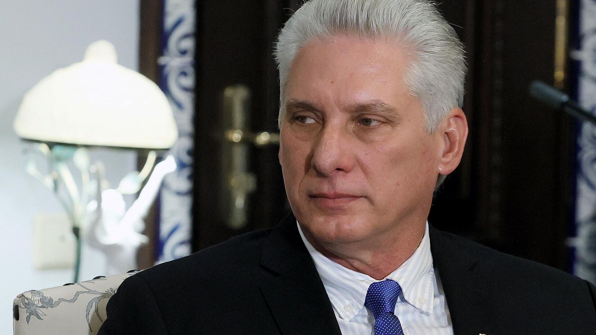 Куба получает слова поддержки из-за рубежа, заявил президент страны