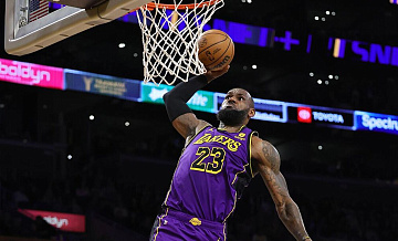 Леброн Джеймс занял второе место по количеству побед в НБА