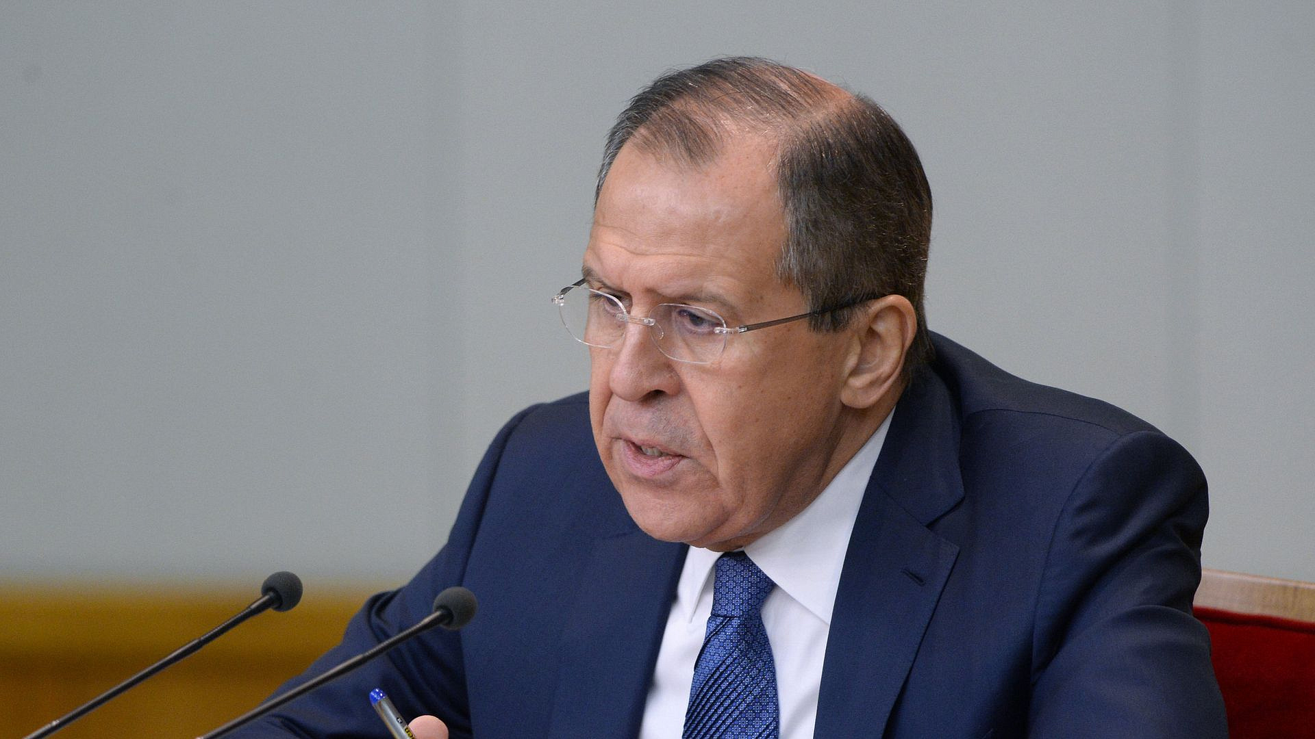Страны НАТО пытаются заранее "отмазаться" от помощи Киеву, заявил Лавров