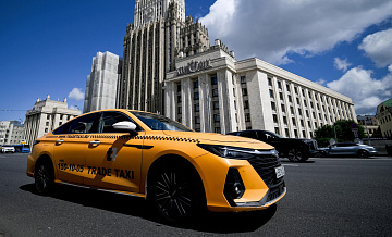 В Москве автомобили такси стали реже попадать в ДТП