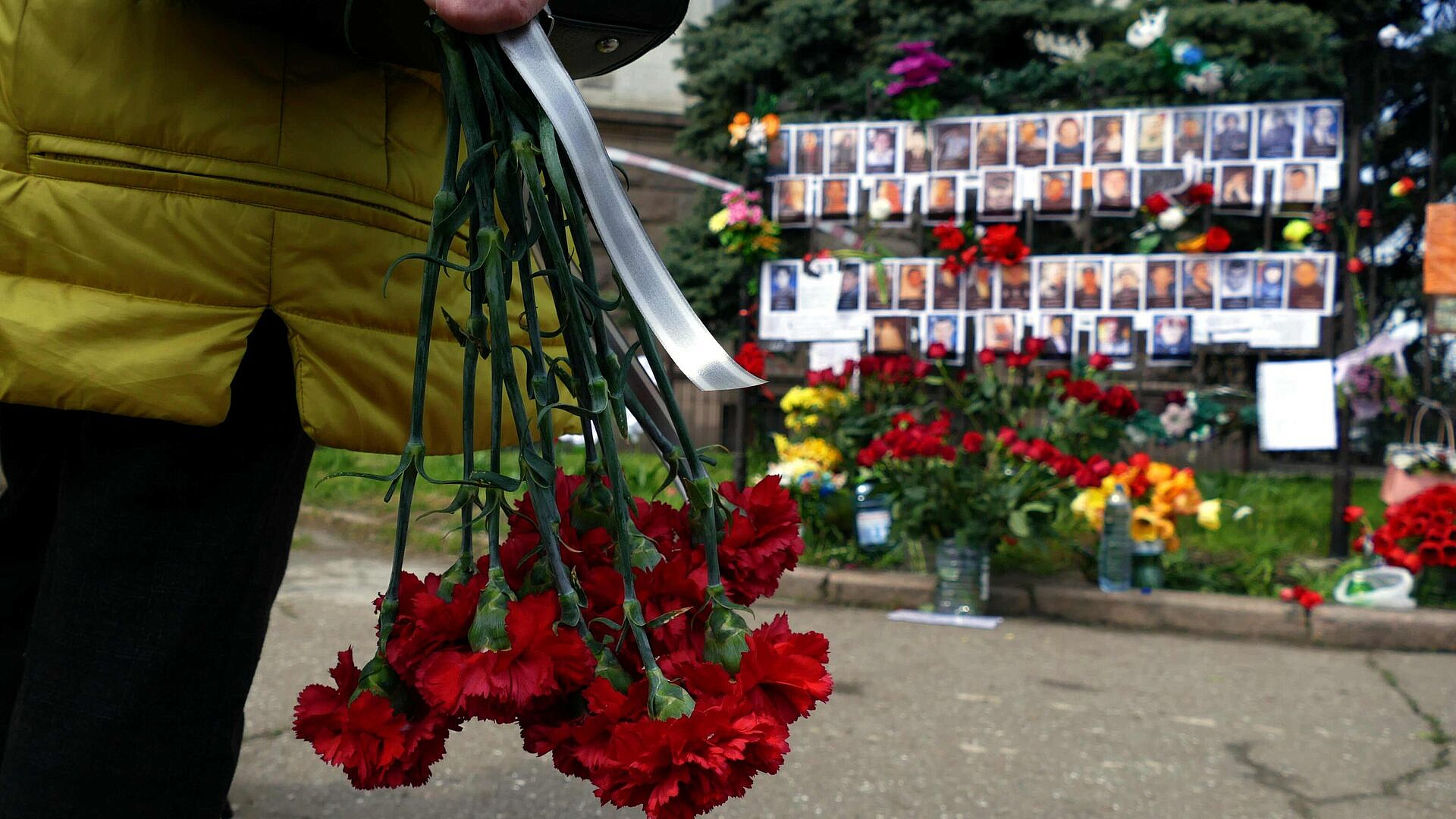 В Совфеде предложили установить в Москве мемориал жертвам трагедии в Одессе