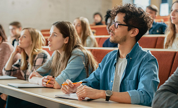 Рособрнадзор приостановил действие лицензии вуза в Дагестане