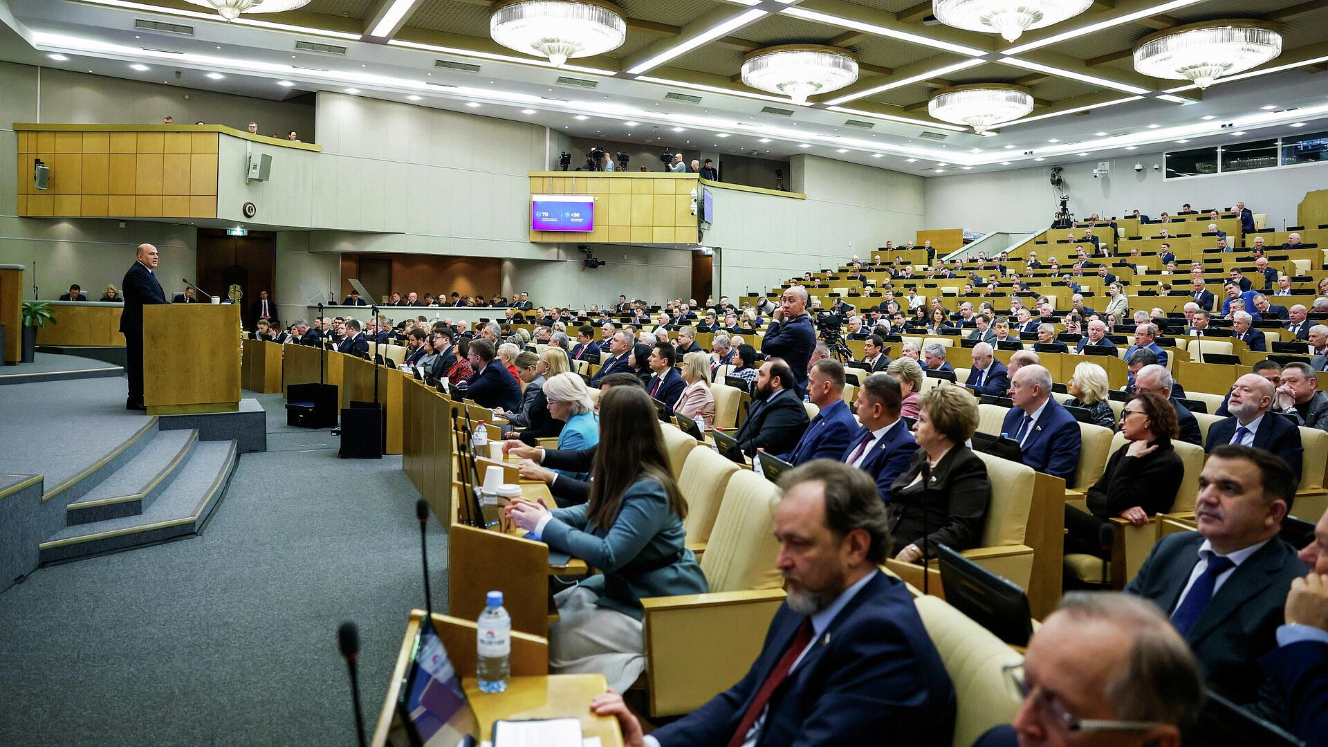 Мишустин призвал применять инновации на практике в ключевых отраслях