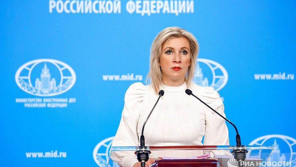 Молдаване стали заложниками антироссийского курса властей, заявила Захарова