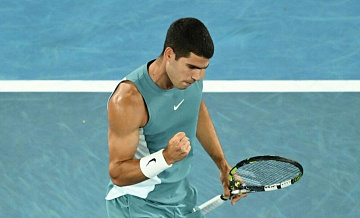 Алькарас вышел в четвертый круг Australian Open