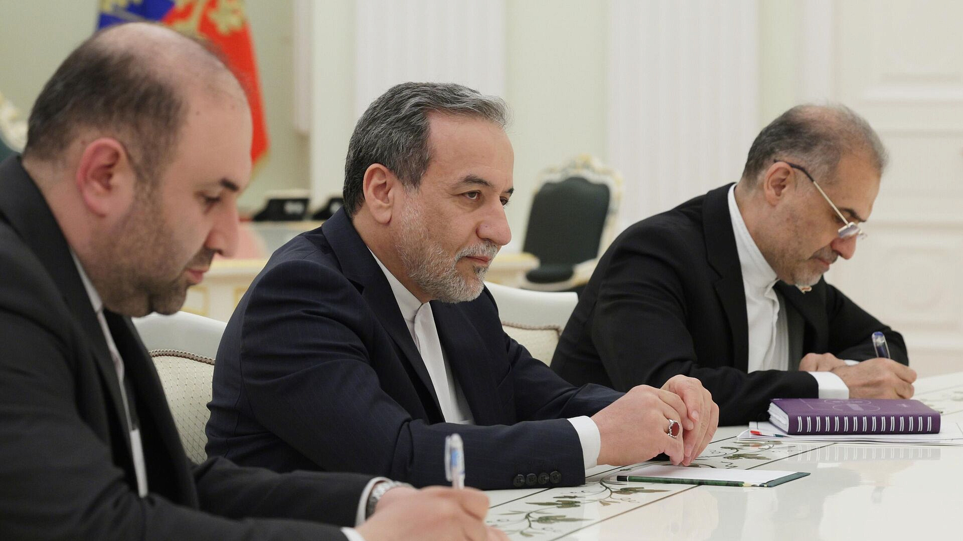 ����� ��� ����� ������� ������� �� ����������� ������������ � �������